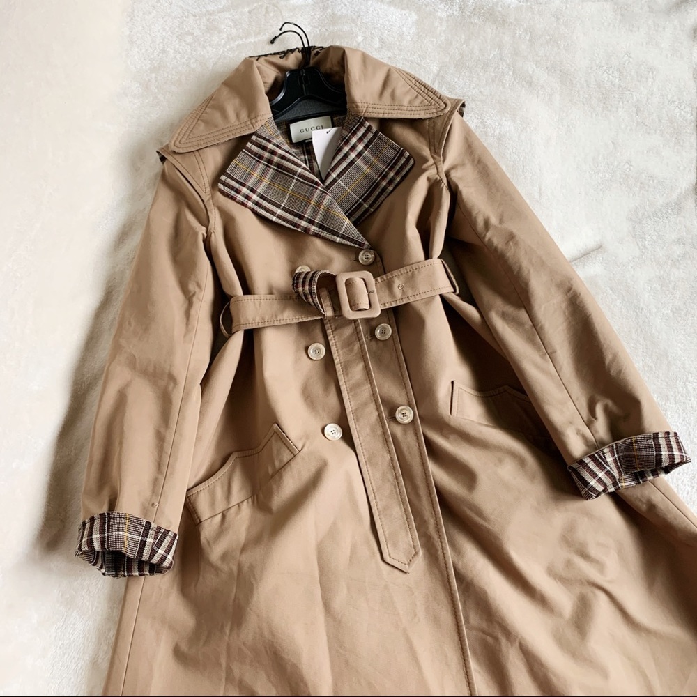 NWT Authentic Gucci butterfly gabardin trench coat​